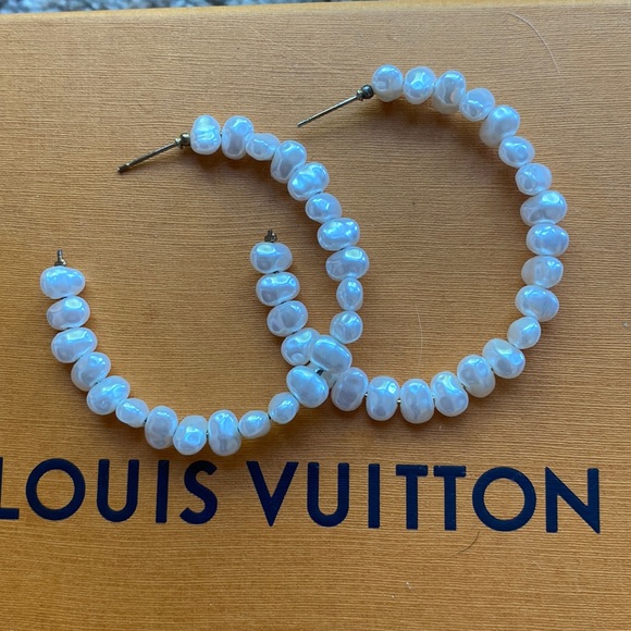 Pearl Hoop Earrings - Picture 1 of 1